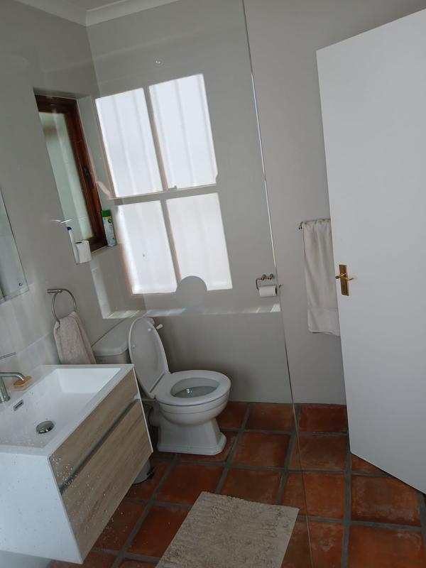 To Let 1 Bedroom Property for Rent in Paradyskloof Western Cape